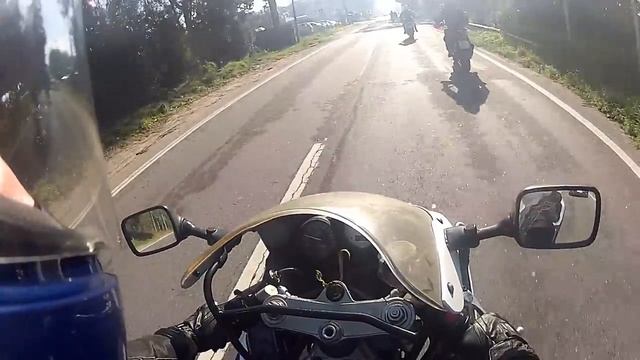 Suzuki GSXR 750 SRAD - Domingo De Mota