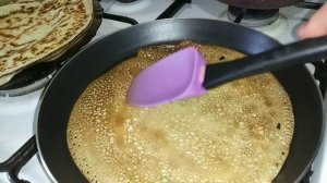 Блинчики с ГОРБУШЕЙ и маслом .  Вкуснейший завтрак!