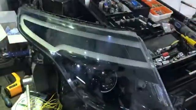 ДХО и динамичный указатель поворота в Ford Explorer смотреть онлайн