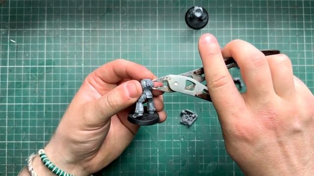 Kitbashing Desolators - The Easiest Kitbash You Will Ever Do! смотреть онлайн