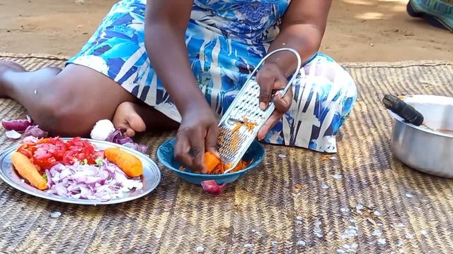 African Village Life//Cooking Most Appetizing Village Bongo Fish смотреть онлайн