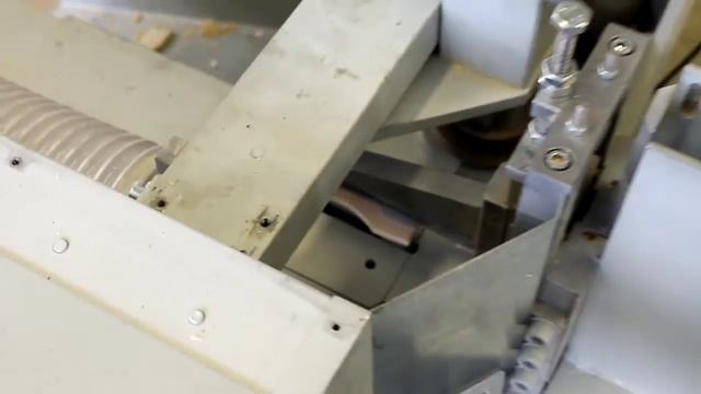 ФРЕЗЕРНО-КОПИРОВАЛЬНЫЙ СТАНОК - ИЗГОТОВЛЕНИЕ РУЧЕК ДЛЯ КИСТОЧЕК смотреть онлайн