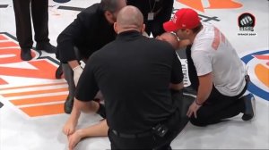 Харитонов Митрион. Удар в пах и отмена боя Харитонов Митрион. САМЫЙ СИЛЬНЫЙ УДАР В ПАХ В MMA