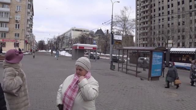 Депутат Залищак проводит экскурсию для жителей Донского района Москвы-Шаболовка, Шухова, монастырь смотреть онлайн