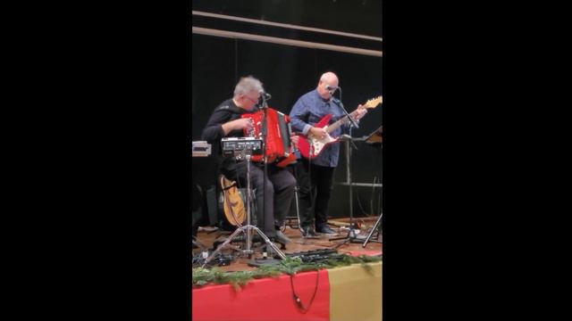 V accordeon Fr4xb et BK7m Roland toujours au top en 2022 12 08 смотреть онлайн