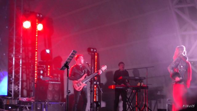 Вика Цыганова . Снегири. смотреть онлайн