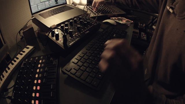 Studiojam #2 - Moog Mother32, Vermona DRM mkIII, Korg VolcaFM... смотреть онлайн