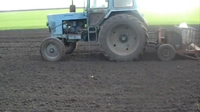 сажалка для чеснока селяка чесночная.wmv смотреть онлайн