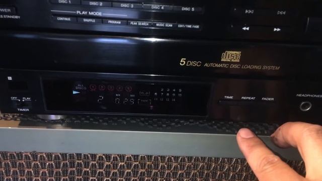 SONY CDP-C315M 5 Disc CD Player смотреть онлайн