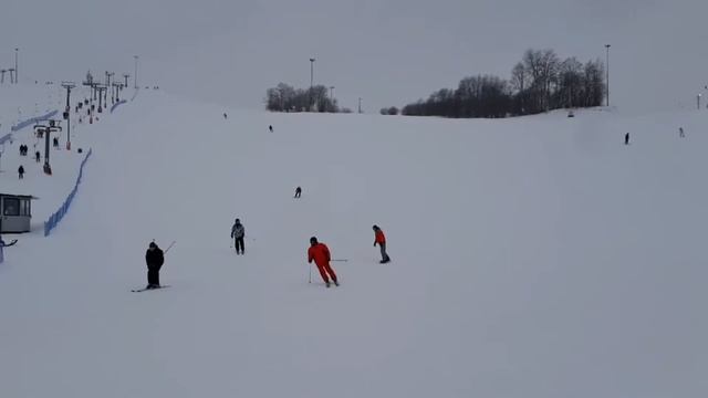Горные лыжи, Туутари-парк, где покататься недалеко от Питера? Можайка - это не только парапланы. смотреть онлайн