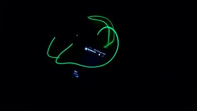 Светящиеся наушники ХИТ! смотреть онлайн