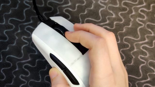 МЫШЬ И-ГРИ-СТА-Я // Обзор на Roccat Burst Pro смотреть онлайн