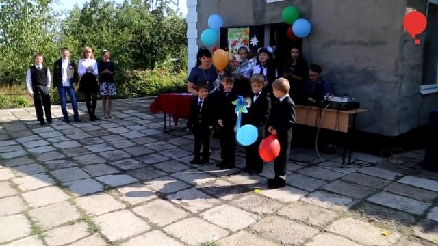 Пять первоклассников от Родины: как прошло 1 сентября в «серой зоне»