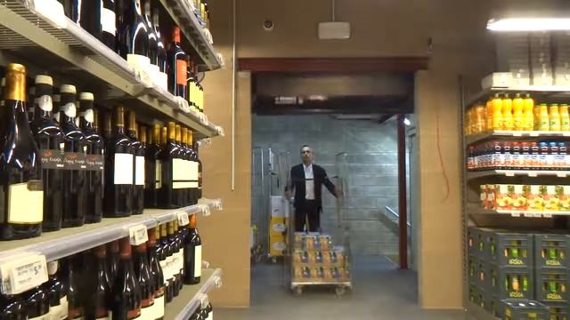 Ворота РИТЕЙЛЕ | Dynaco D311 | Быстрая изоляция и 100% безопасность смотреть онлайн