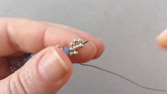 How to Make Easy Beaded Bracelets: Simple Seed Bead Bracelet Tutorial смотреть онлайн