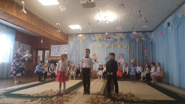 Утренник к 8 марта смотреть онлайн