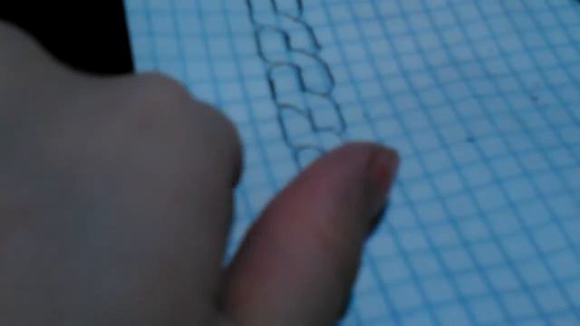 Как умеет рисовать не совсем известная блогерша которые в школу В школе всегда называет блогершой смотреть онлайн