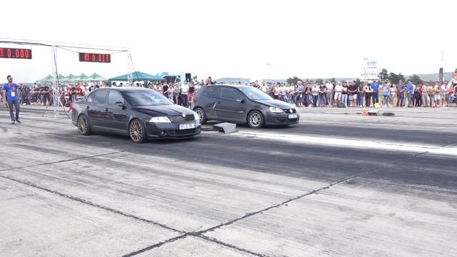 SKODA OCTAVIA 1.9D vs VW GOLF 5 1.9D смотреть онлайн