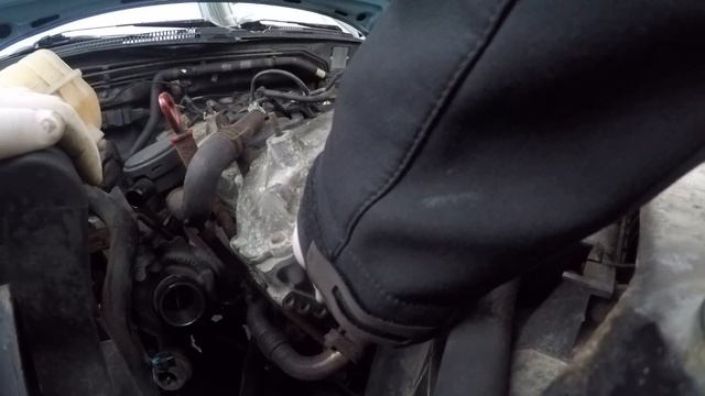 Ssangyong Rexton 2.7XDI - How to find camshaft sensor location (rexton 1 - 2004 - 2006) смотреть онлайн