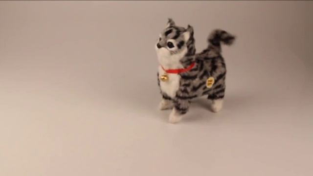 Мягкая игрушка механическая Кошка с колокольчиком смотреть онлайн