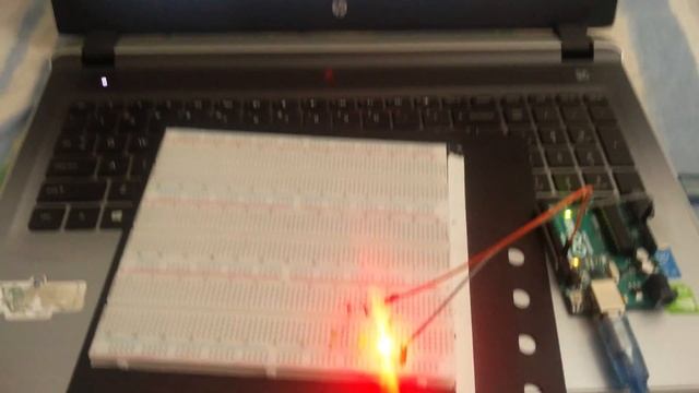 ICP7- LED blinking using Arduino with Node-Red смотреть онлайн