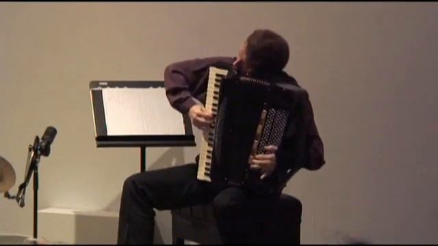 Stefan Hussong plays: Adriana Hölszky "High Way For One" смотреть онлайн