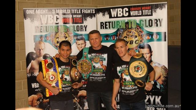 Danny Green, Will Tomlinson and Chris John Press Conference-19/10/2011 смотреть онлайн