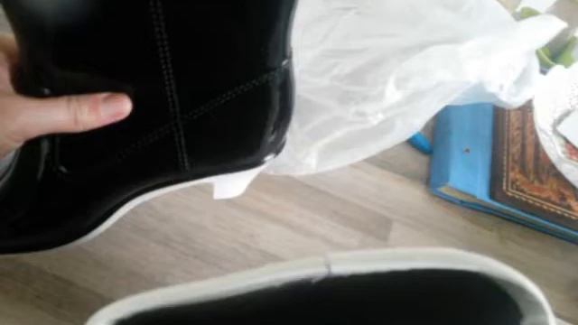 Резиновые сапожки и Свитер с Aliexpress смотреть онлайн