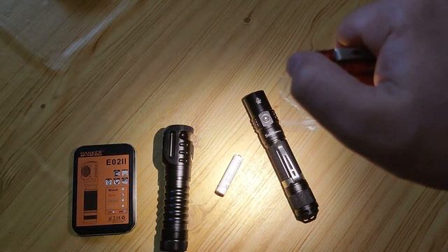 Review flashlight Manker E02 II (10440/AAA EDC and Luminus SST20) смотреть онлайн