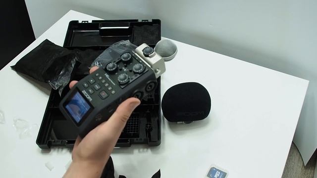 Unboxing: Рекордер Zoom H6