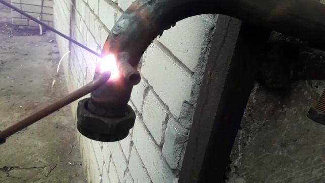 Сварка тонкостенной трубы (ацетиленом) смотреть онлайн
