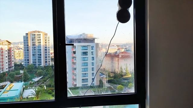 Топ—5: Лучшие роботы-мойщики окон (2024) | Как правильно мыть окна в 2024? смотреть онлайн