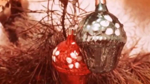 Елочные игрушки СССР. Теплые воспоминания... У кого такие есть? смотреть онлайн