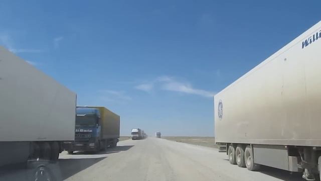 Граница Каз-Узб,дальнобойщики.MOV смотреть онлайн