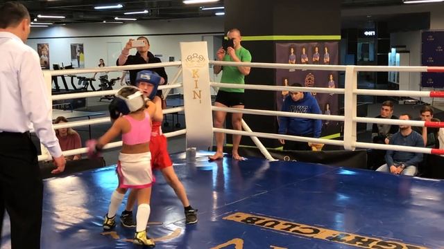 Kira Makogonenko Fight #16 смотреть онлайн