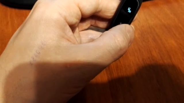 MiBand2 спустя месяц работы смотреть онлайн