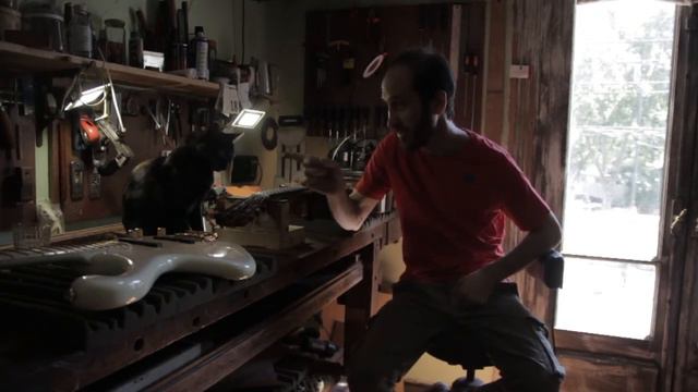 HERNAN VENTURINI LUTHIER Y CORNELIA - 2020 смотреть онлайн