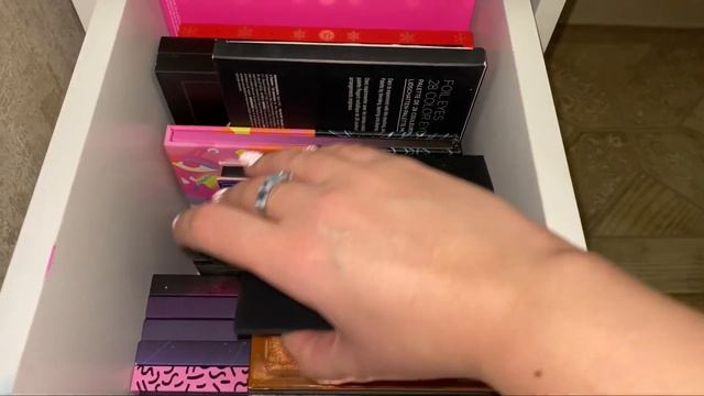 Туалетный столик//хранение косметики смотреть онлайн