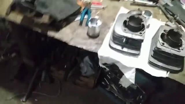 Часть 1%...ТУЛИМ НОВОДЕЛ ПОРШНИ В ЦИЛИНДРЫ ИЖ ЮПИТЕРА ,БЕЗ РАСТОЧКИ.ДОРАБОТКА НАПИЛЬНИКОМ И МОЛОТКО смотреть онлайн