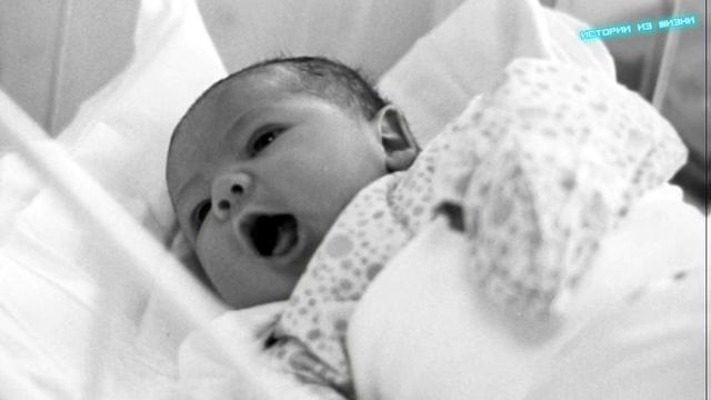 В роддоме Аня вела себя неадекватно. Всё кричала: «Уберите от меня эту уродку! Видеть её не могу!» смотреть онлайн