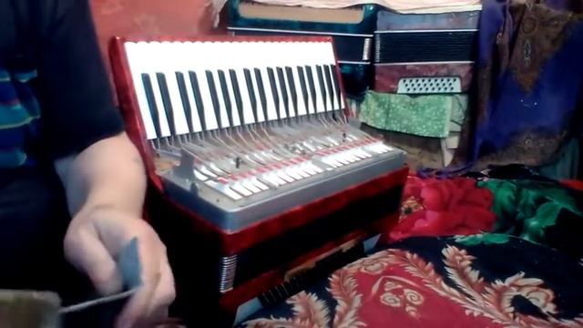 Ремонт правой крышки аккордеона. Часть 3 смотреть онлайн