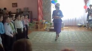 Мисс Эндрю на выпускном в нашем  детском саду!!!