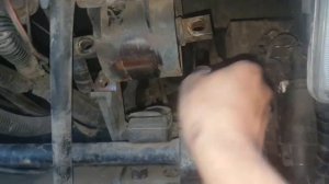 Ниссан дизель - замена сайлентблоков кабины