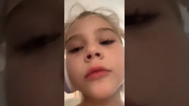 девочка венсдэй смотреть онлайн