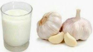 СТАРЫЙ,ПРОВЕРЕННЫЙ И ЭФФЕКТИВНЫЙ РЕЦЕПТ.ЧЕСНОК С МОЛОКОМ ОТ ДАВЛЕНИЯ И ДЛЯ ЧИСТКИ СОСУДОВ.