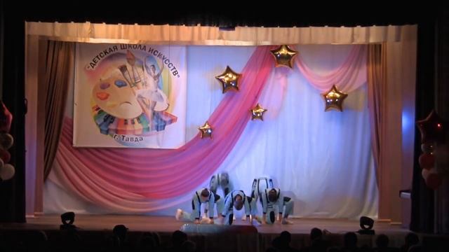 Танец "Первые на орбите", ансамбль Импульс Детской школы искусств смотреть онлайн