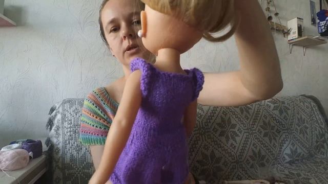 Кукольный гардероб. Навязала за месяц. Обзор нарядов для куклы Паола Рейна. смотреть онлайн