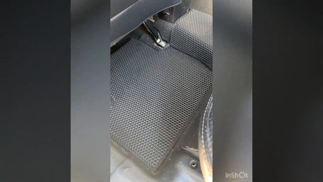 Коврики в салон EVA в Mitsubishi Outlander XL (2005-2012) лев.р смотреть онлайн