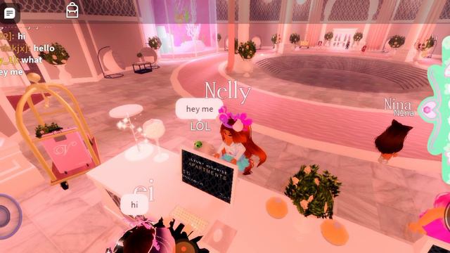 I was playing kawaii word and roblox royal high смотреть онлайн
