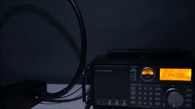 GRUNDIG Satellit 750 + экранированная рамка смотреть онлайн